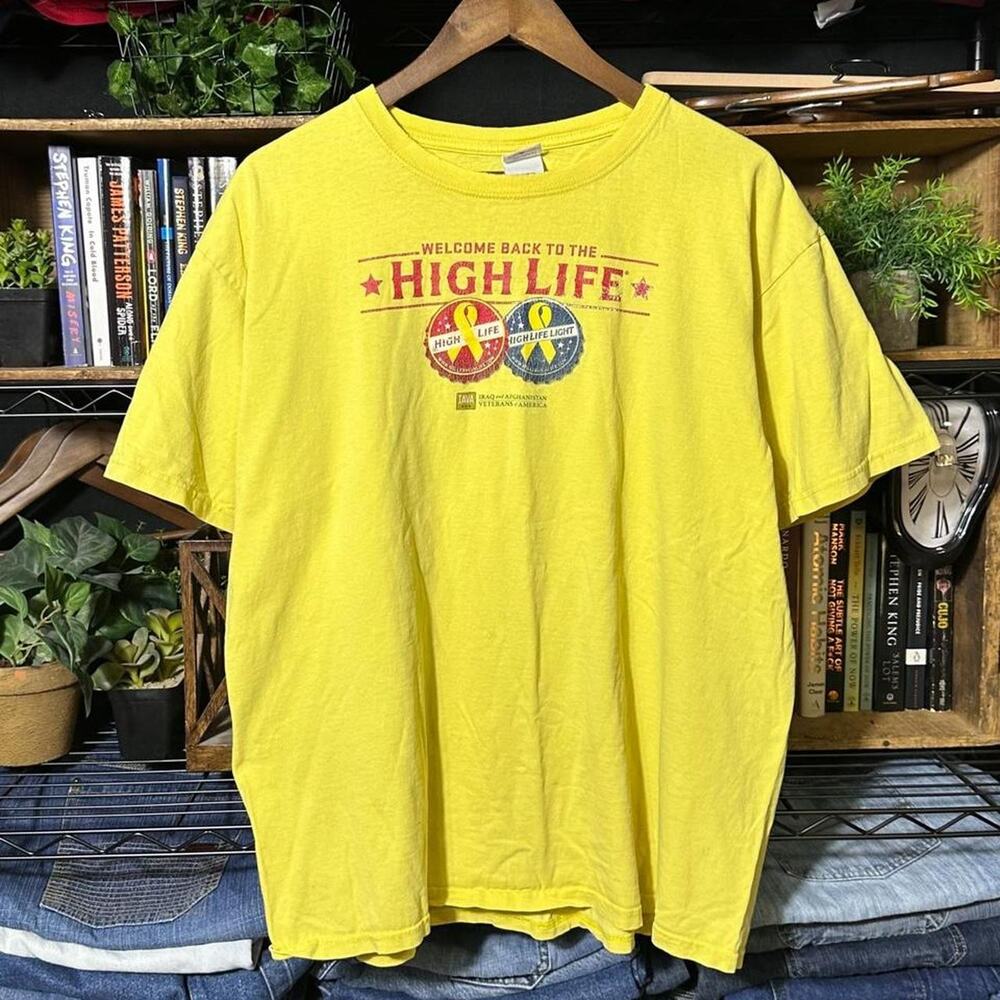 Vintage Y2K Miller High Life Faded Beer Tee Mens XL Yellow 2000s Alcohol Shirt